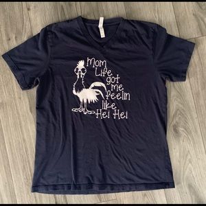 Moana Hei Hei mom tee